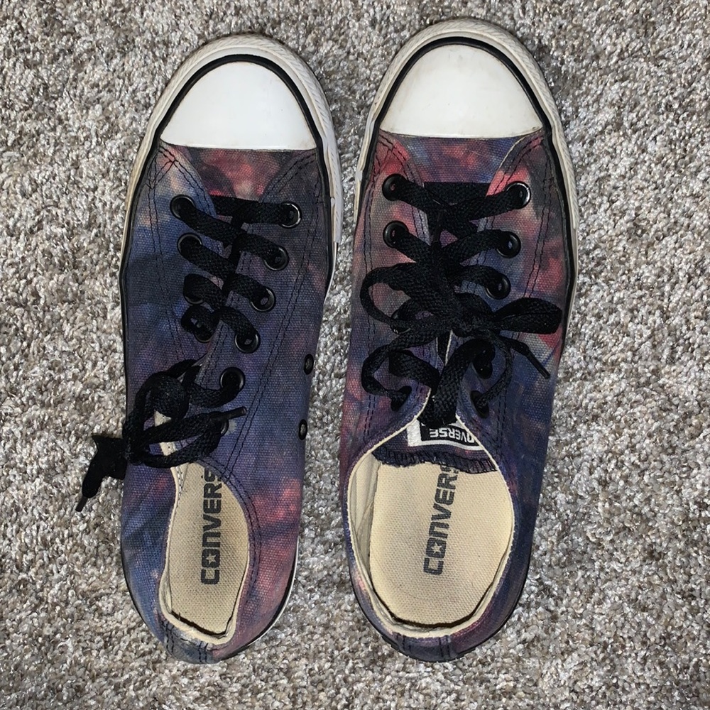 Women’s TieDye Converse